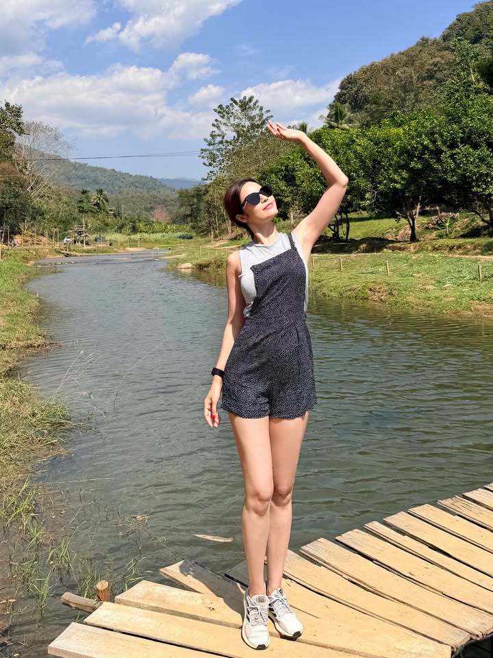 เอ๋ - มณีรัตน์ คำอ้วน