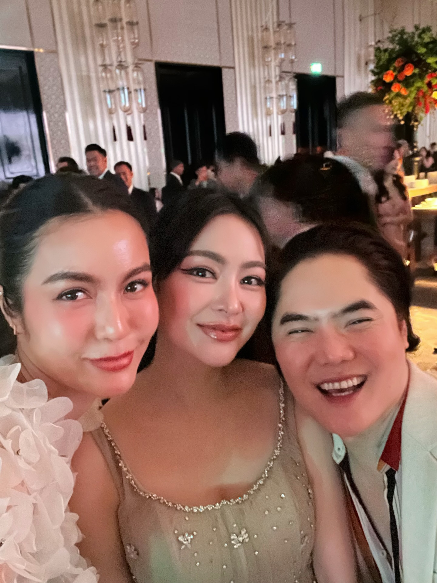 เอ๋ - มณีรัตน์ คำอ้วน