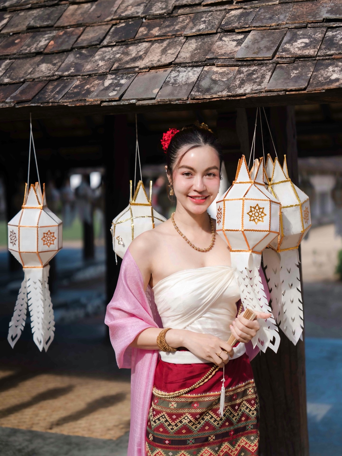 เอ๋ - มณีรัตน์ คำอ้วน