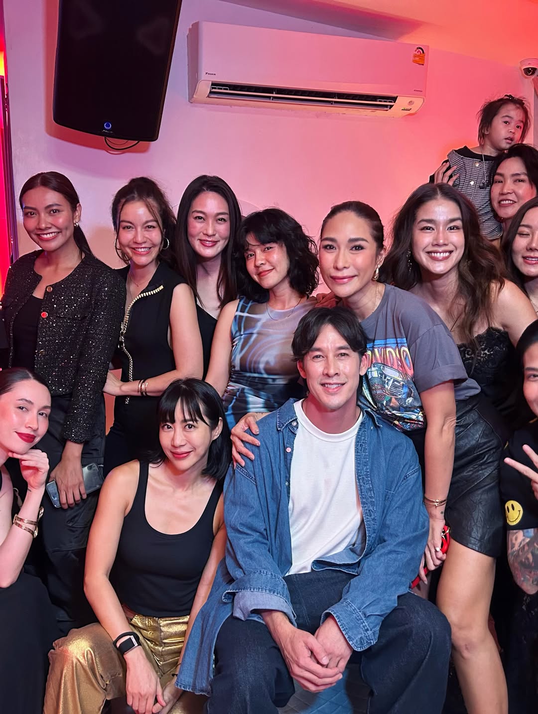 เอ๋ - มณีรัตน์ คำอ้วน