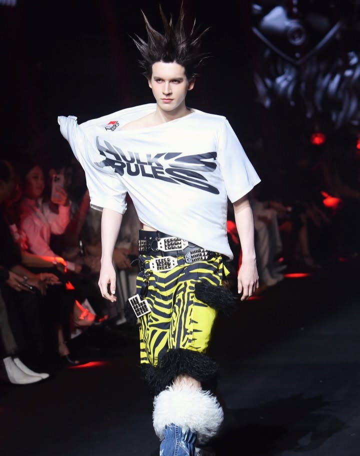 แบงค์ - มณฑป เหมตาล