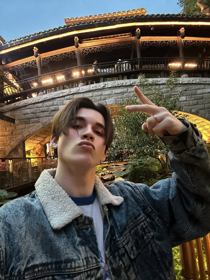 แบงค์ - มณฑป เหมตาล