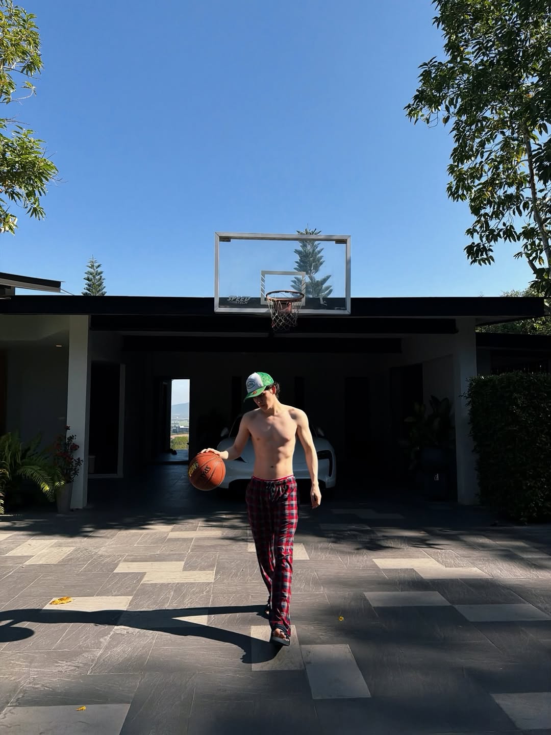 แบงค์ - มณฑป เหมตาล