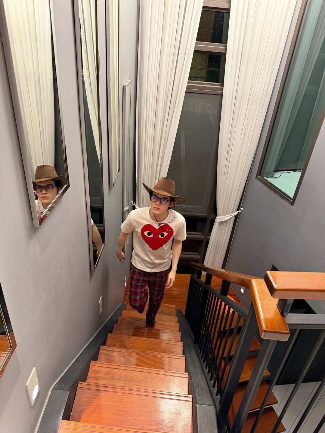 แบงค์ - มณฑป เหมตาล