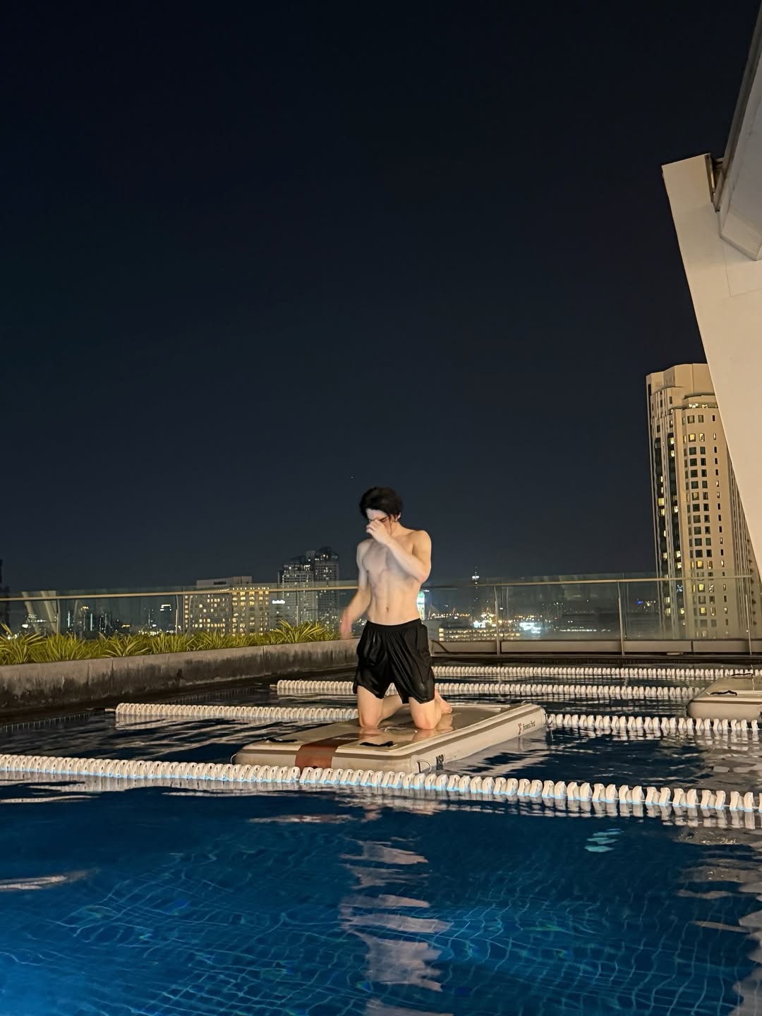 แบงค์ - มณฑป เหมตาล