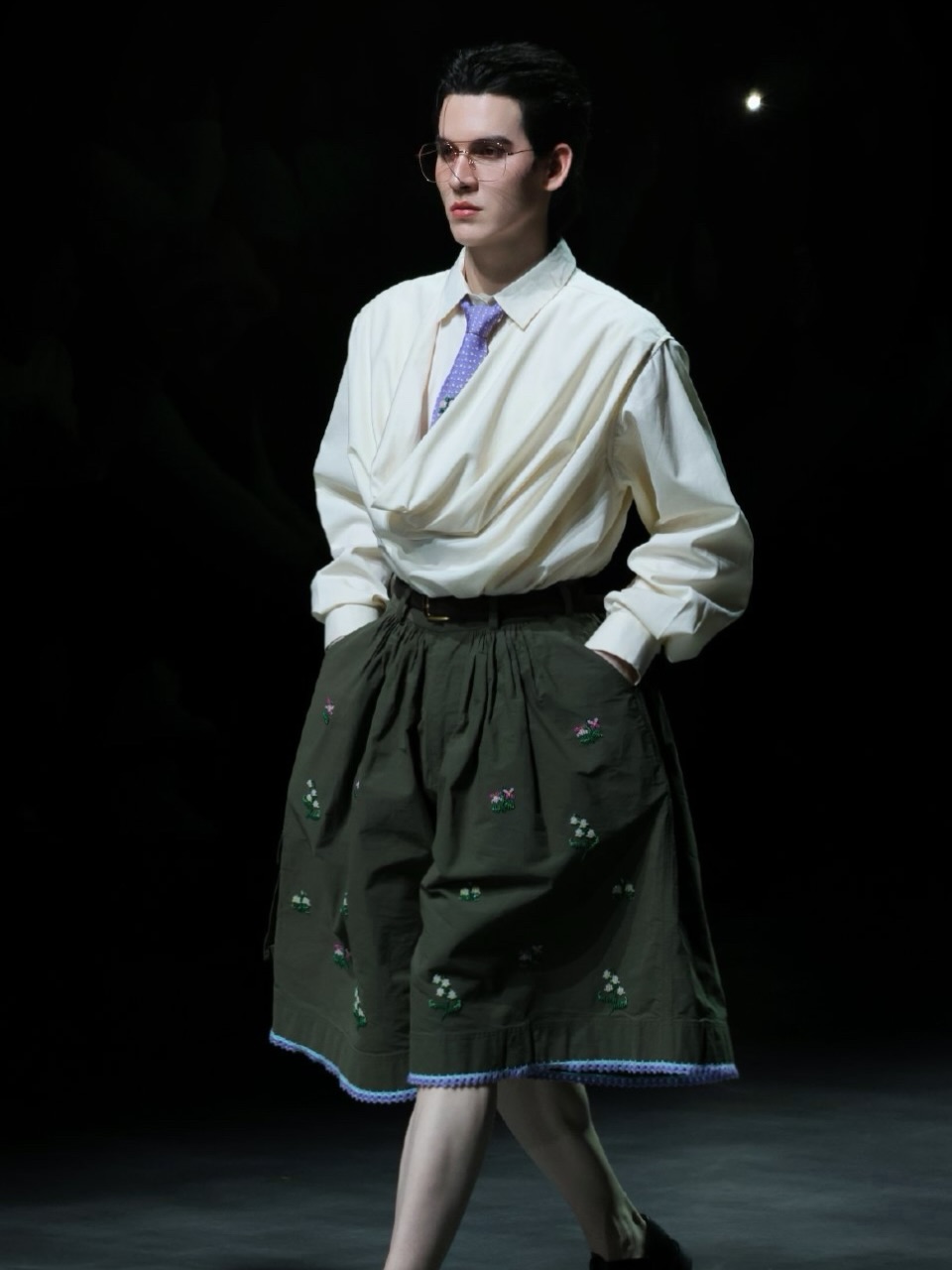 แบงค์ - มณฑป เหมตาล