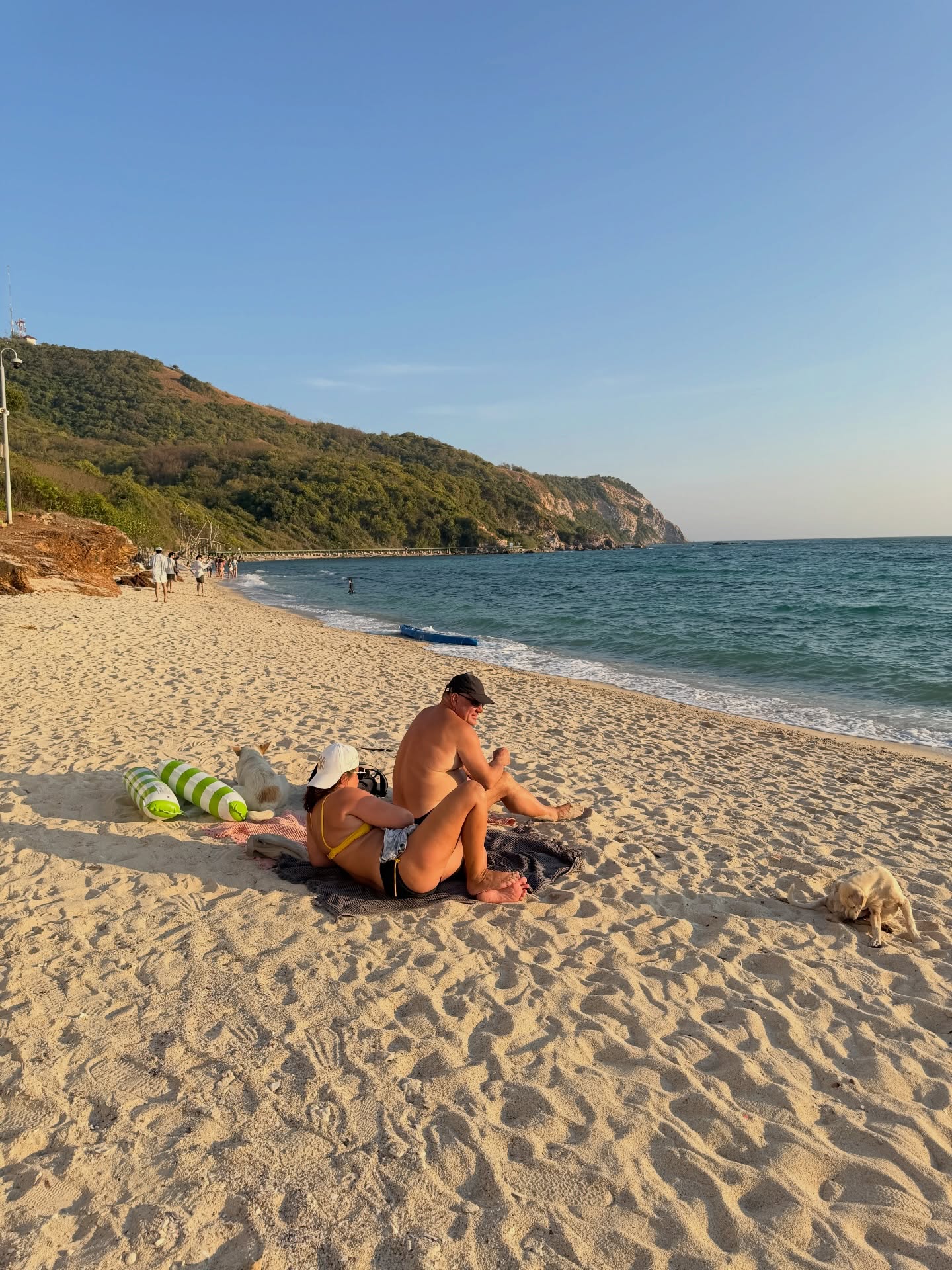 แบงค์ - มณฑป เหมตาล