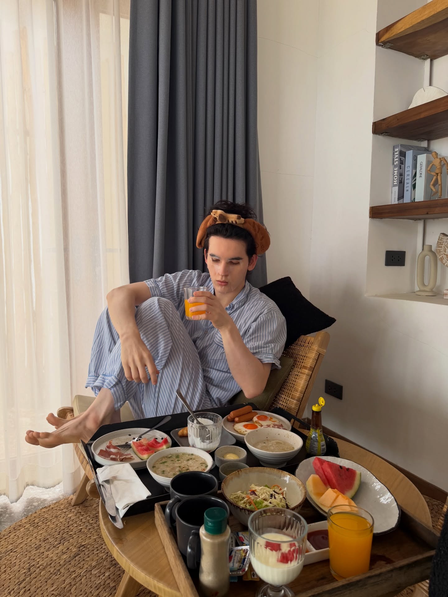 แบงค์ - มณฑป เหมตาล