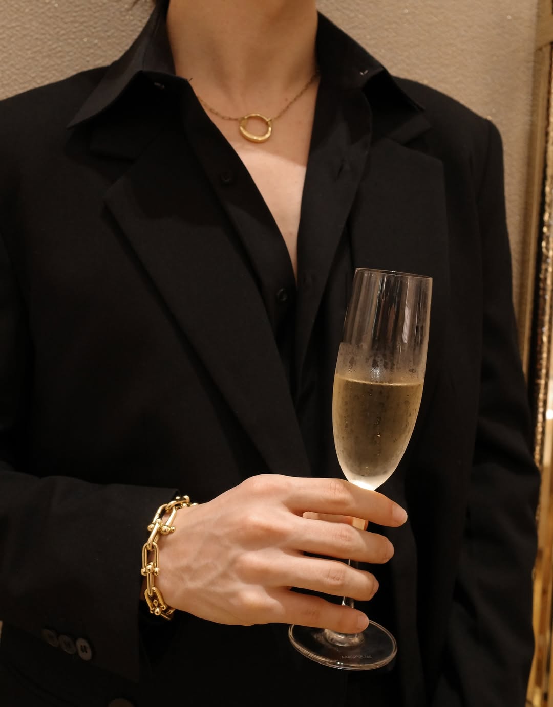 แบงค์ - มณฑป เหมตาล