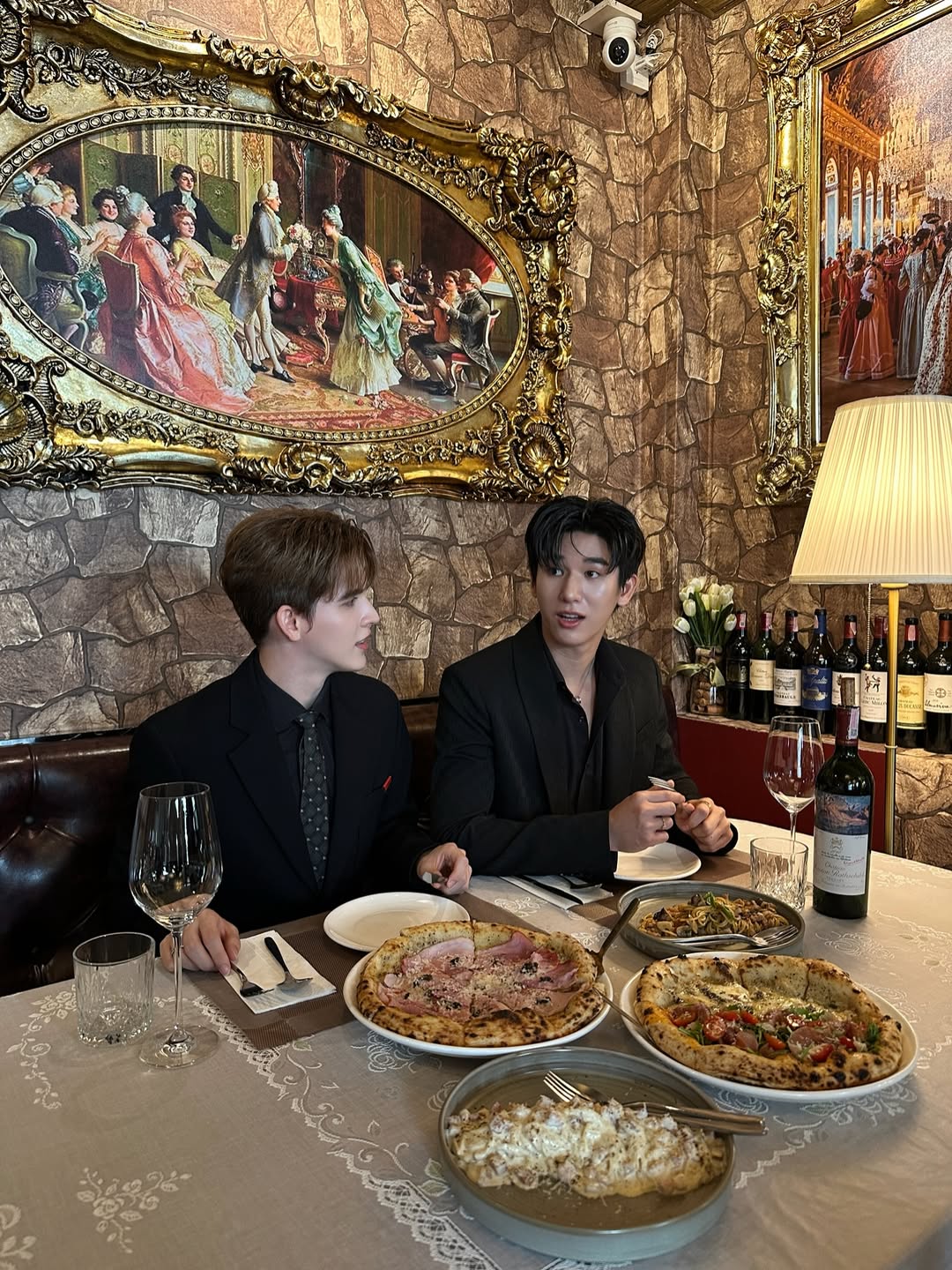 แบงค์ - มณฑป เหมตาล