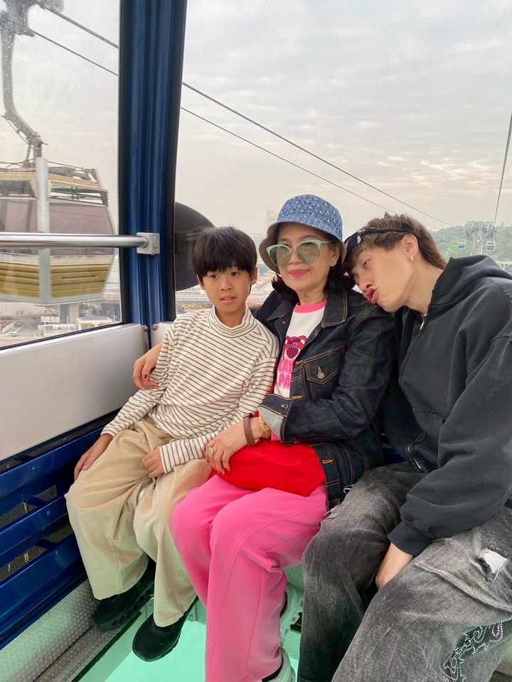 ซีดี - กันต์ธีร์ ปิติธัญ