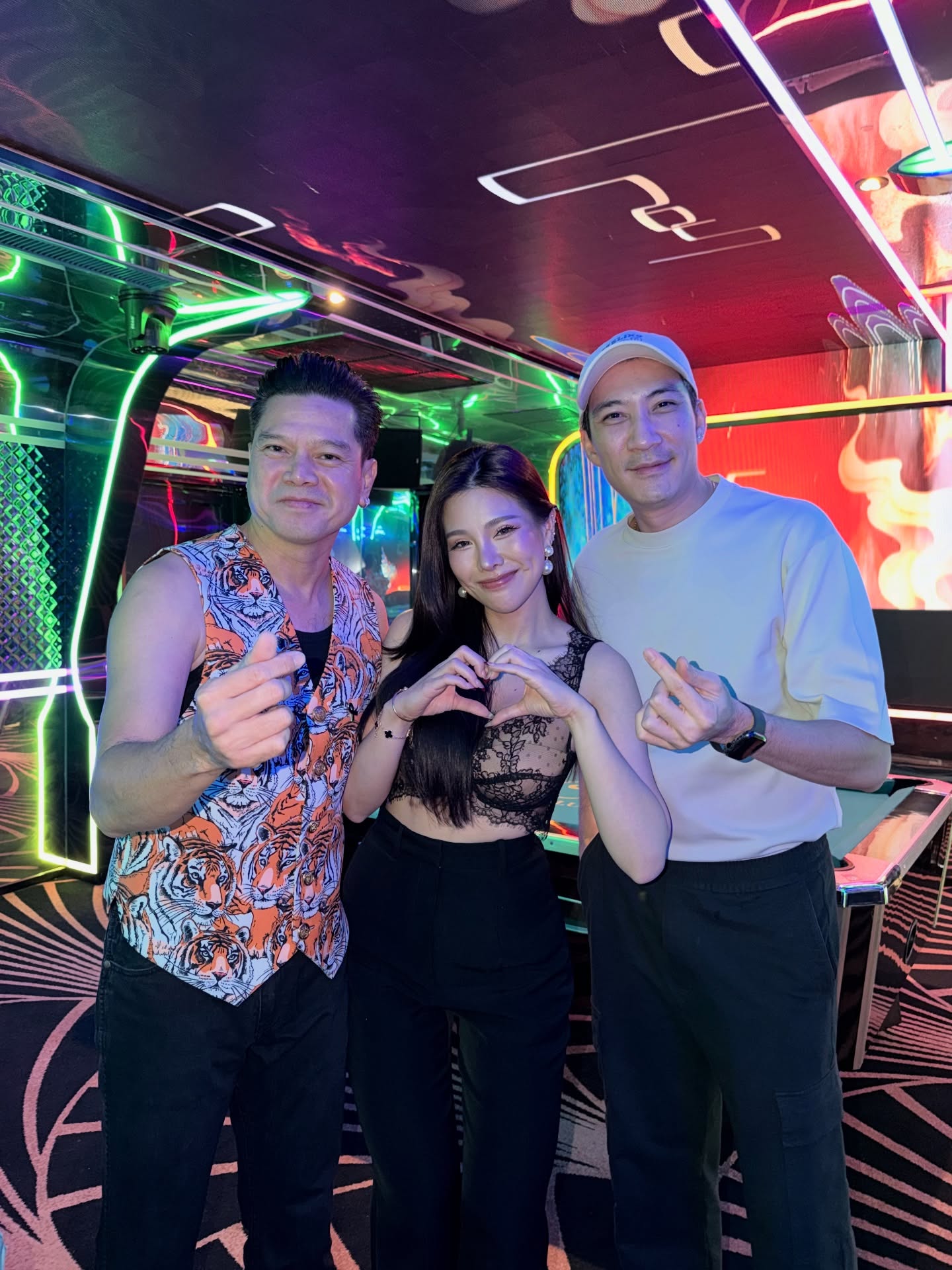 ฝ้าย - ณัฐหทัย แสงเพชร