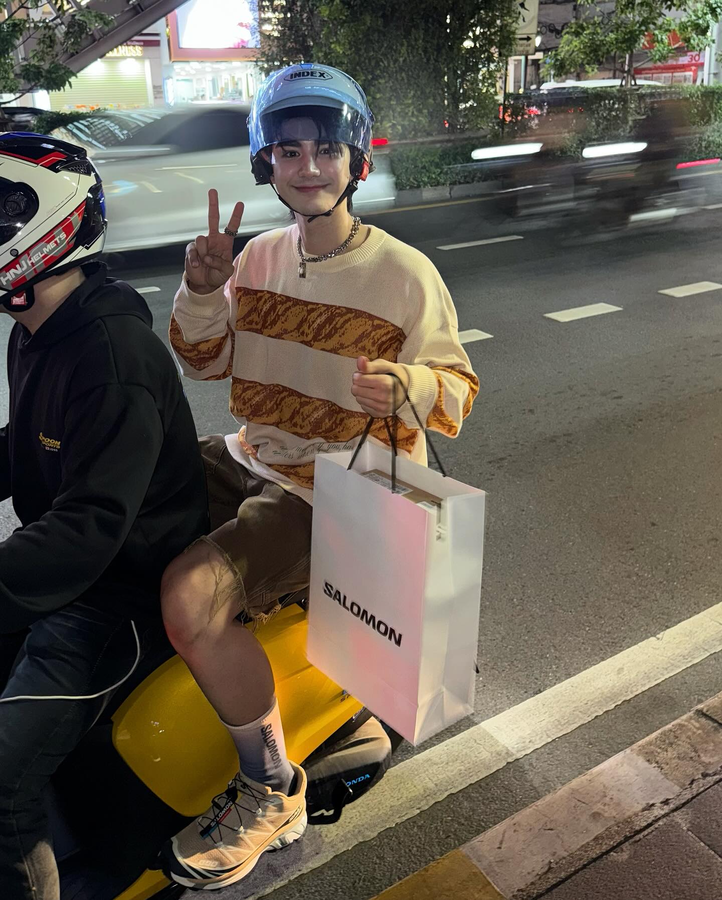 เดรก - สัตบุตร แลดิกี