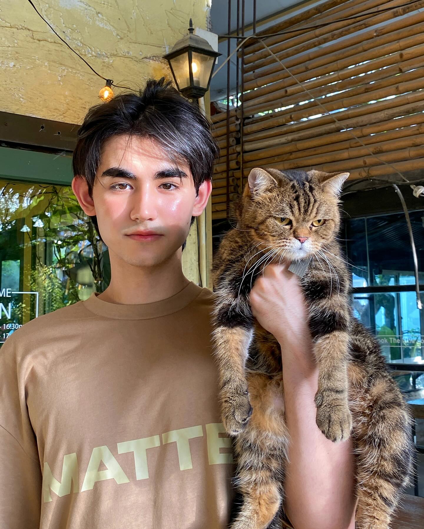 เดรก - สัตบุตร แลดิกี