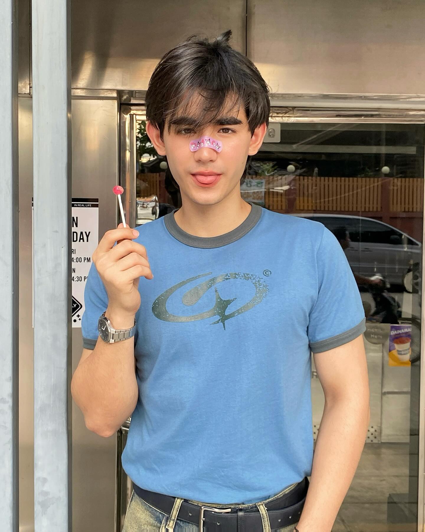 เดรก - สัตบุตร แลดิกี