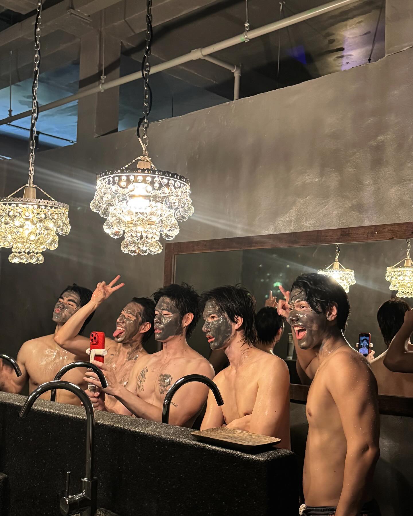 เดรก - สัตบุตร แลดิกี