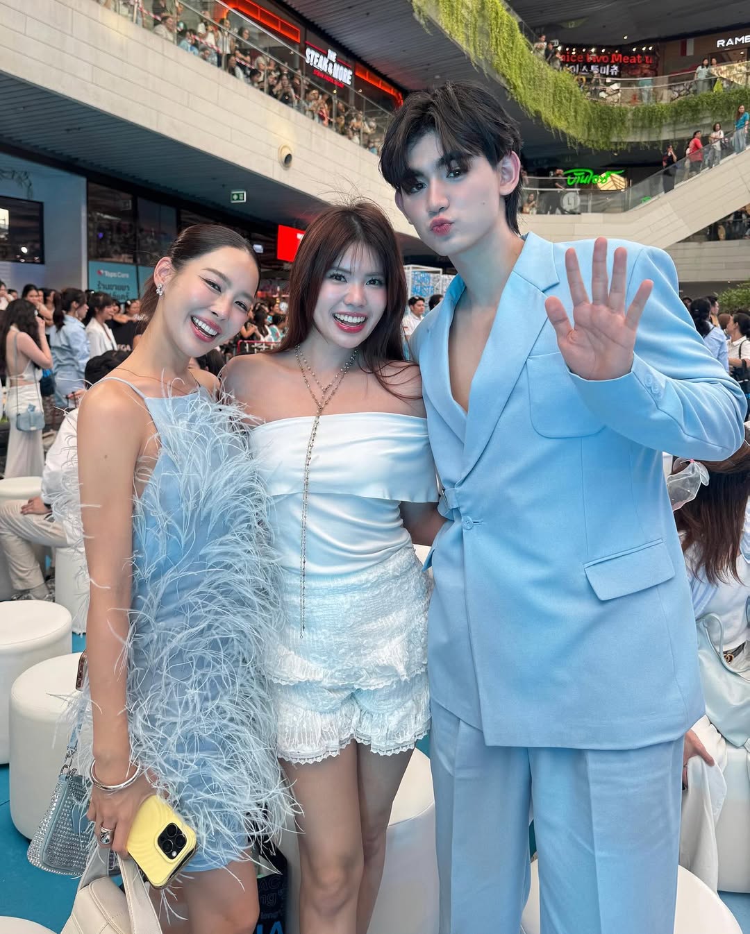เดรก - สัตบุตร แลดิกี