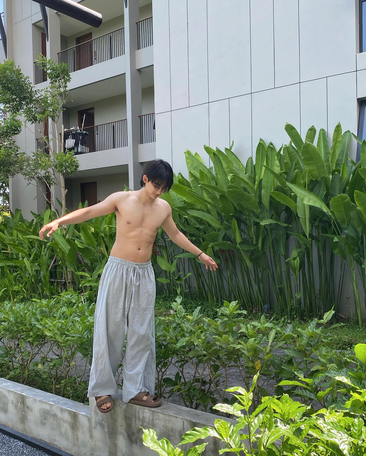 เดรก - สัตบุตร แลดิกี