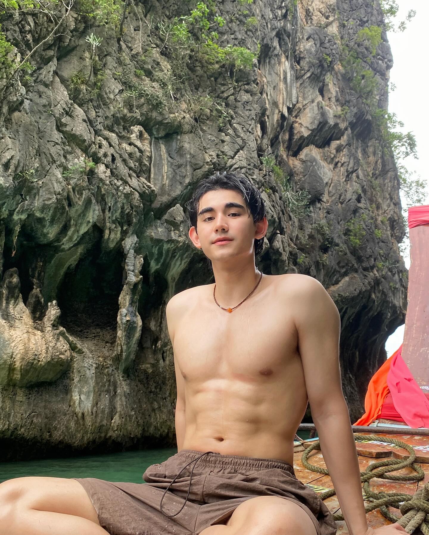 เดรก - สัตบุตร แลดิกี