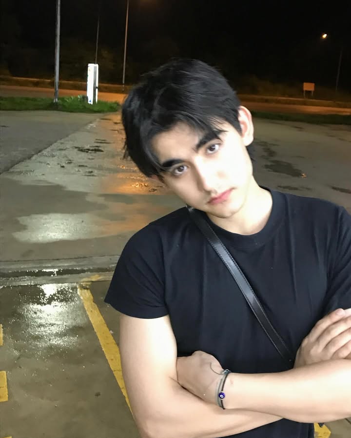 เดรก - สัตบุตร แลดิกี