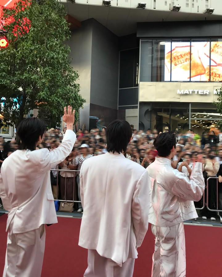 เดรก - สัตบุตร แลดิกี