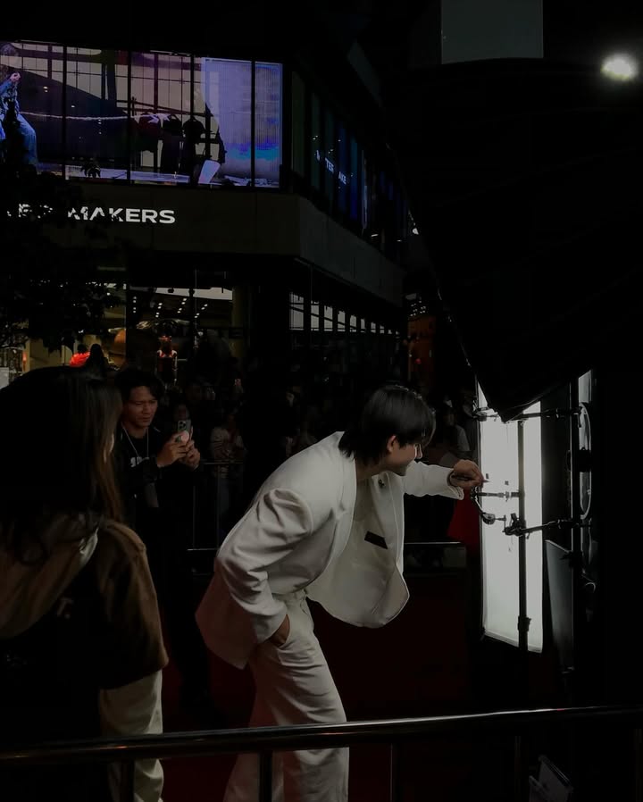 เดรก - สัตบุตร แลดิกี