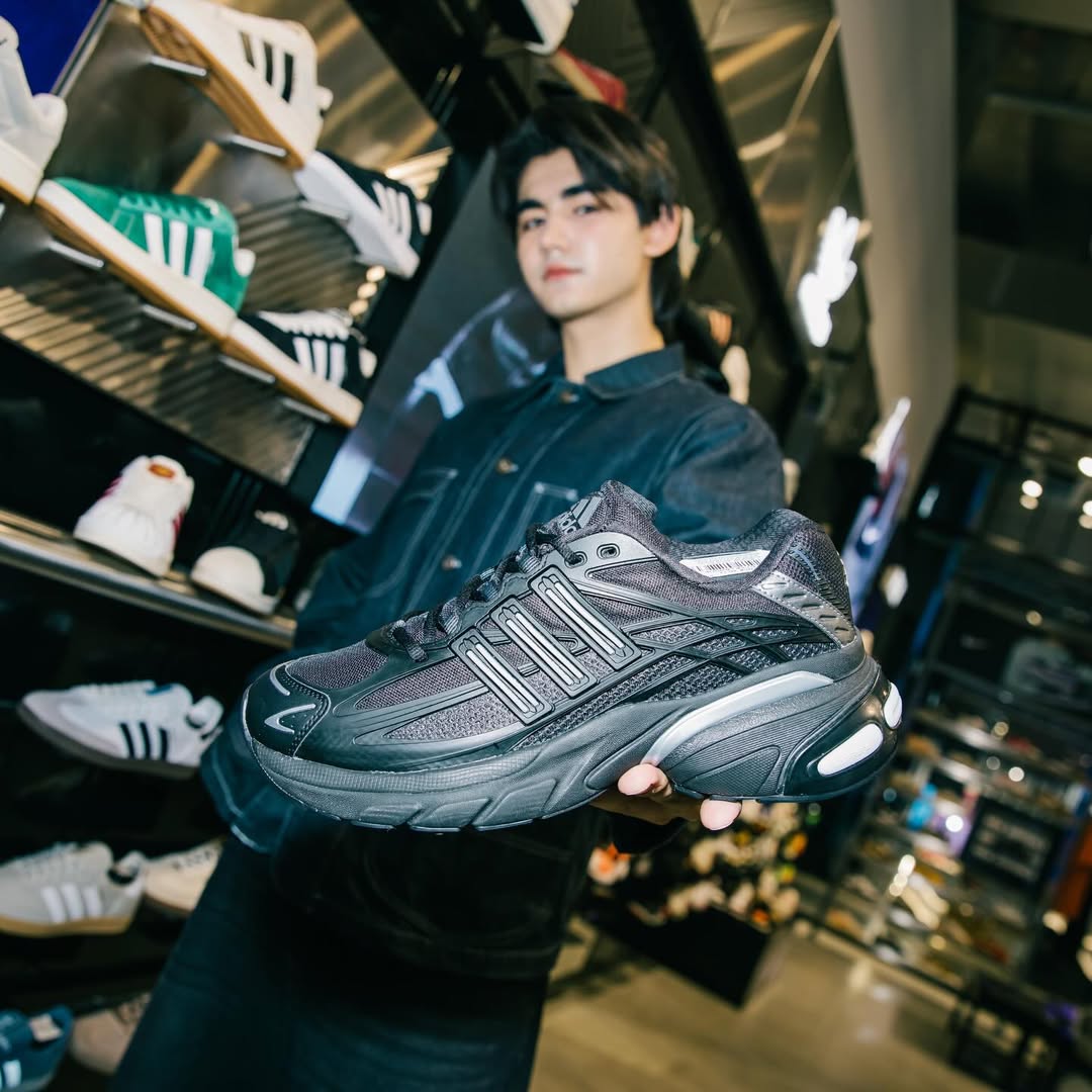 เดรก - สัตบุตร แลดิกี