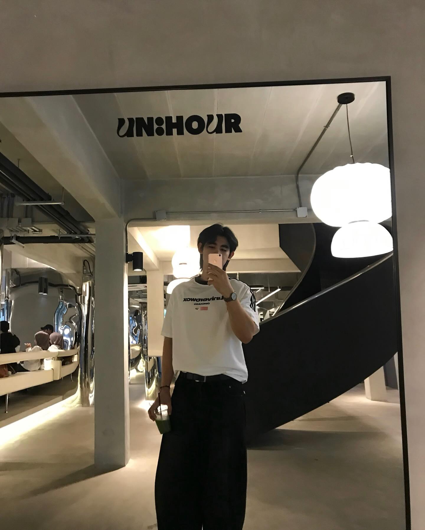 เดรก - สัตบุตร แลดิกี