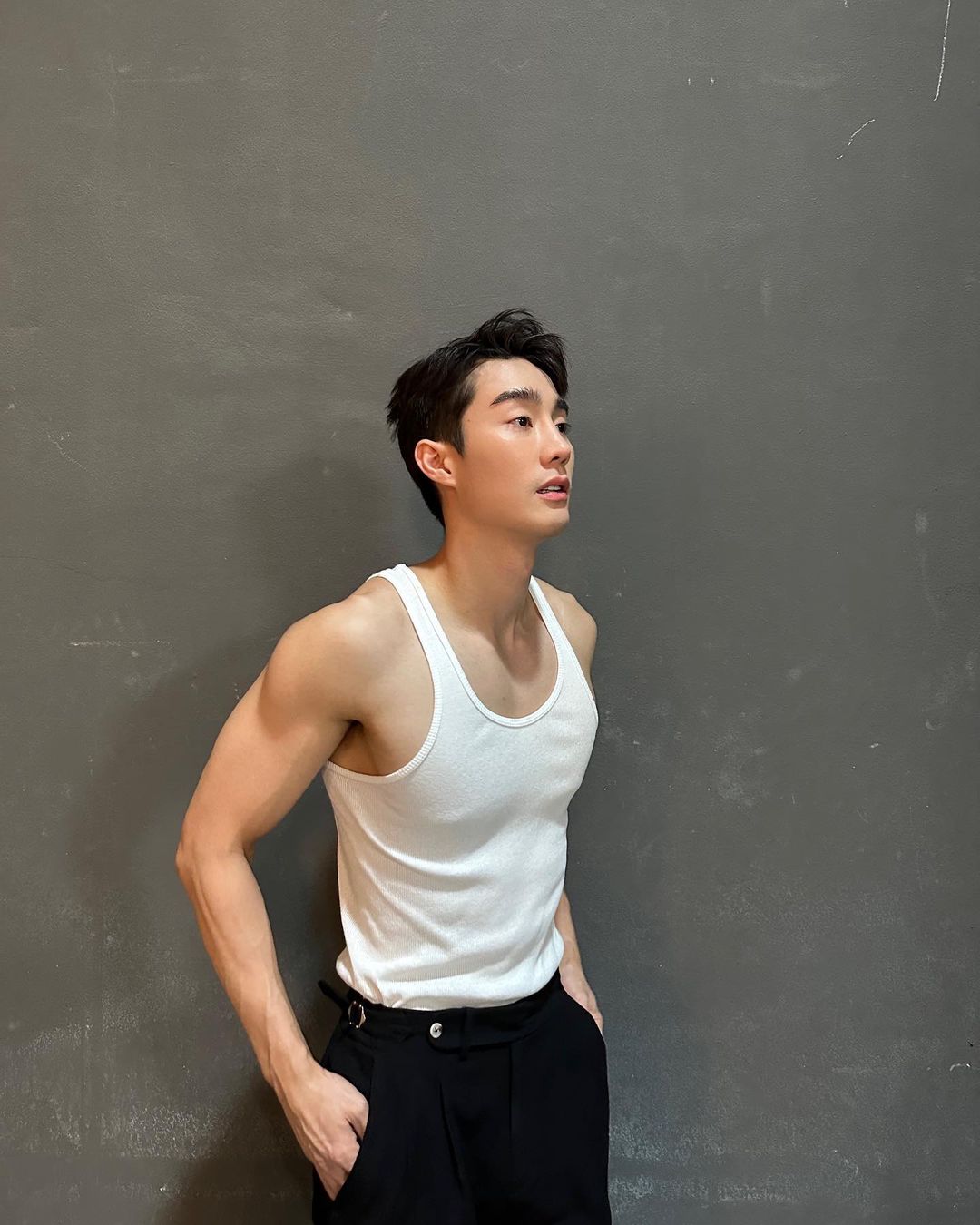 ฟอส - จิรัชพงศ์ ศรีแสง