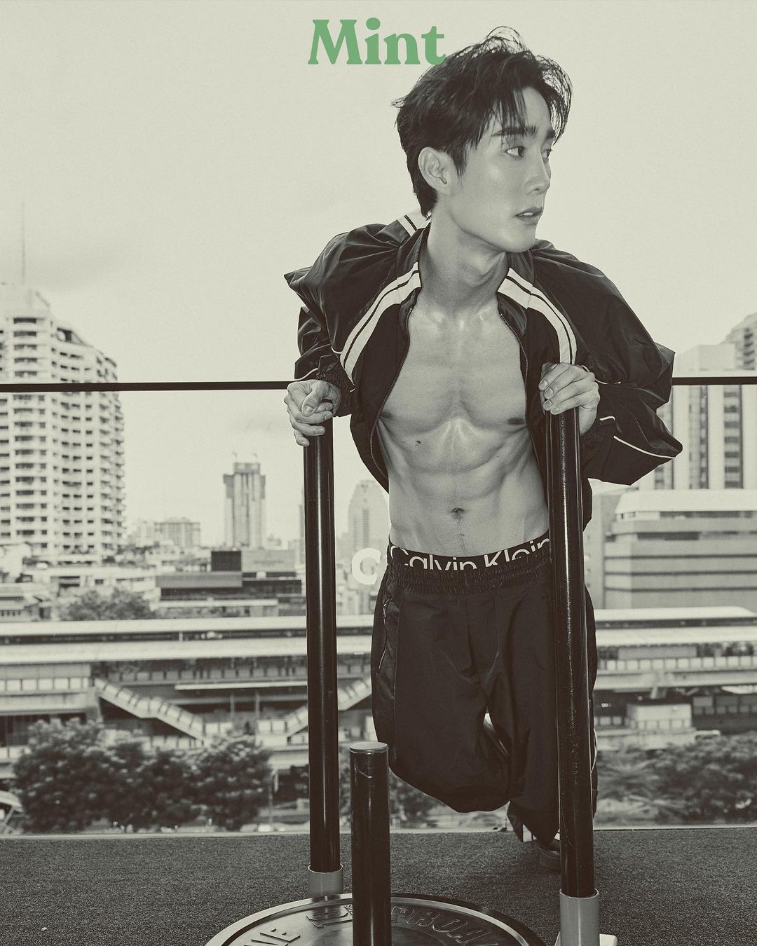 ฟอส - จิรัชพงศ์ ศรีแสง