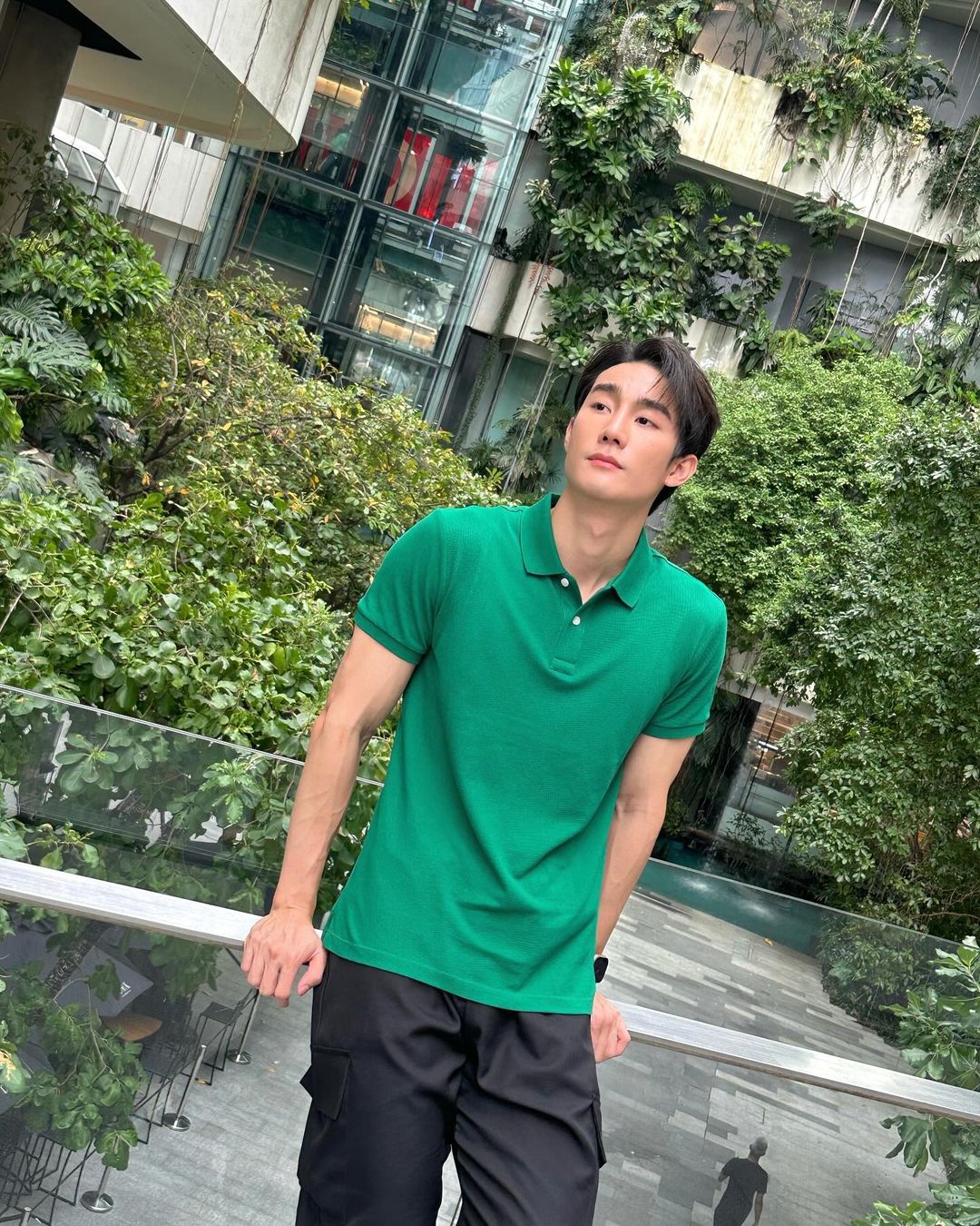 ฟอส - จิรัชพงศ์ ศรีแสง