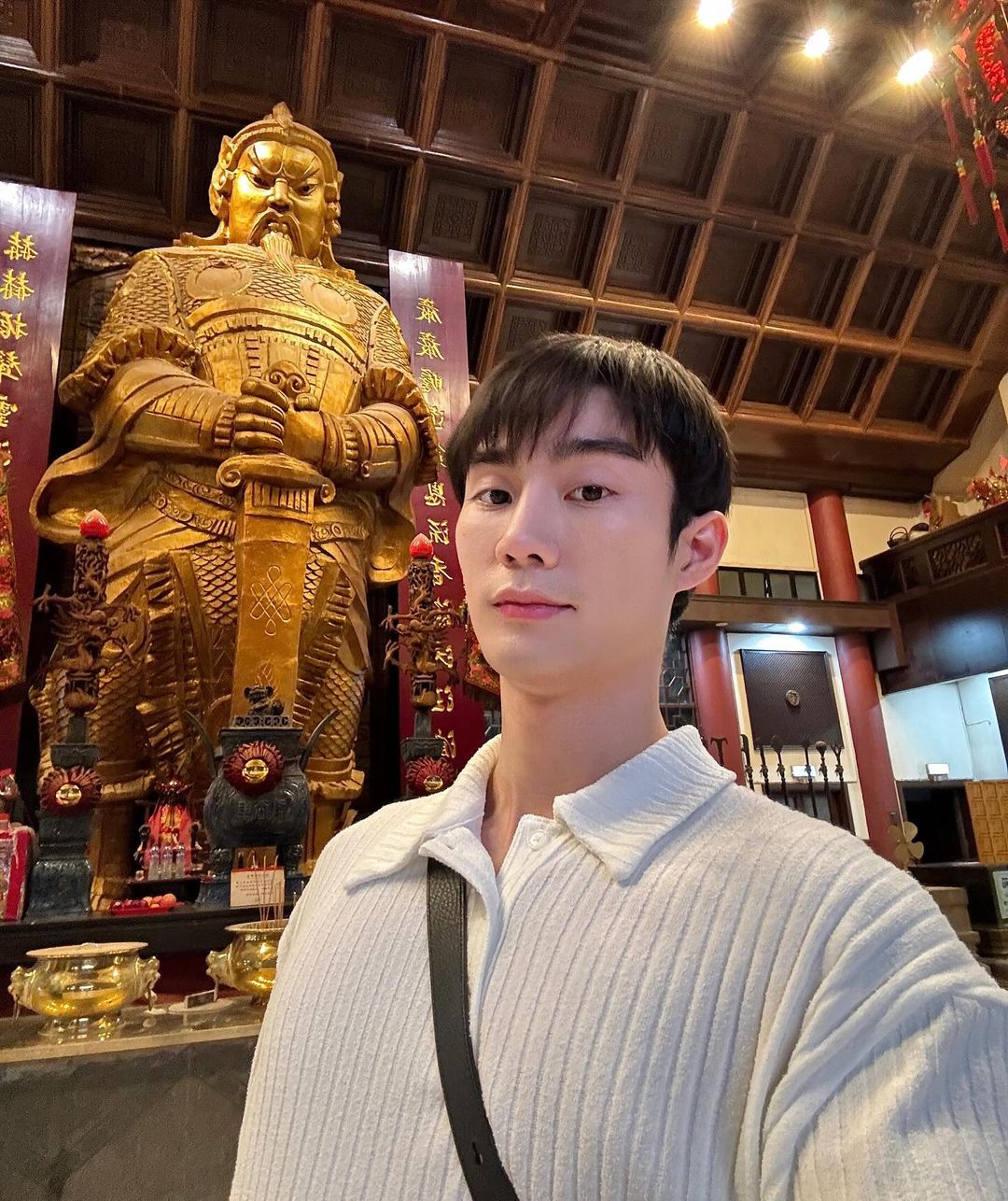 ฟอส - จิรัชพงศ์ ศรีแสง