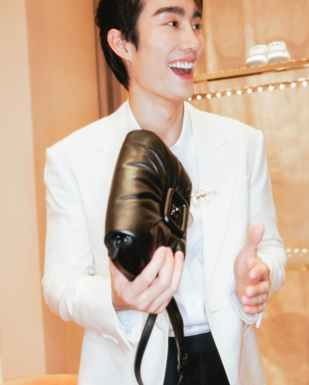 ฟอส - จิรัชพงศ์ ศรีแสง