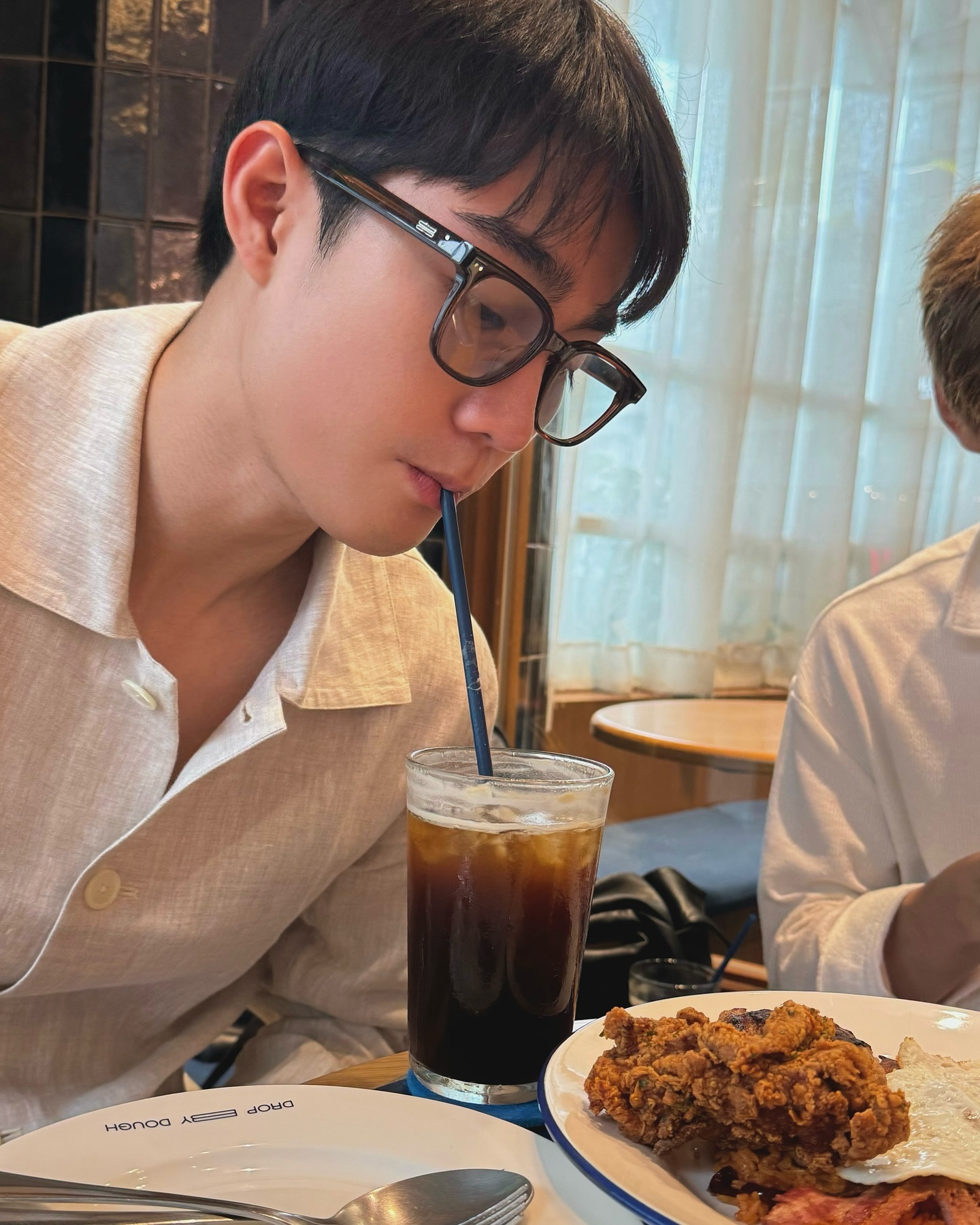 ฟอส - จิรัชพงศ์ ศรีแสง