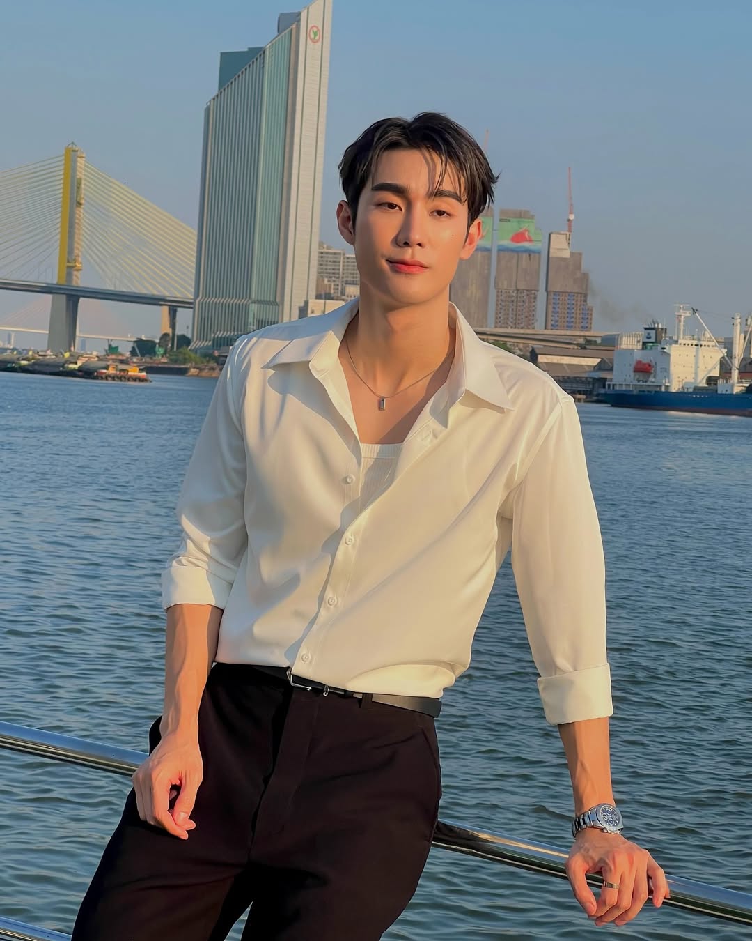 ฟอส - จิรัชพงศ์ ศรีแสง