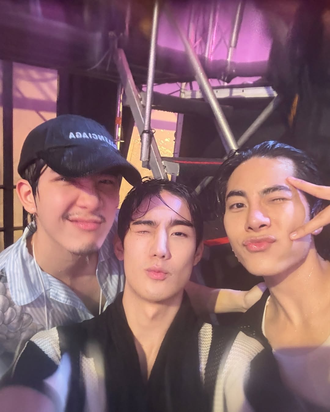 ฟอส - จิรัชพงศ์ ศรีแสง