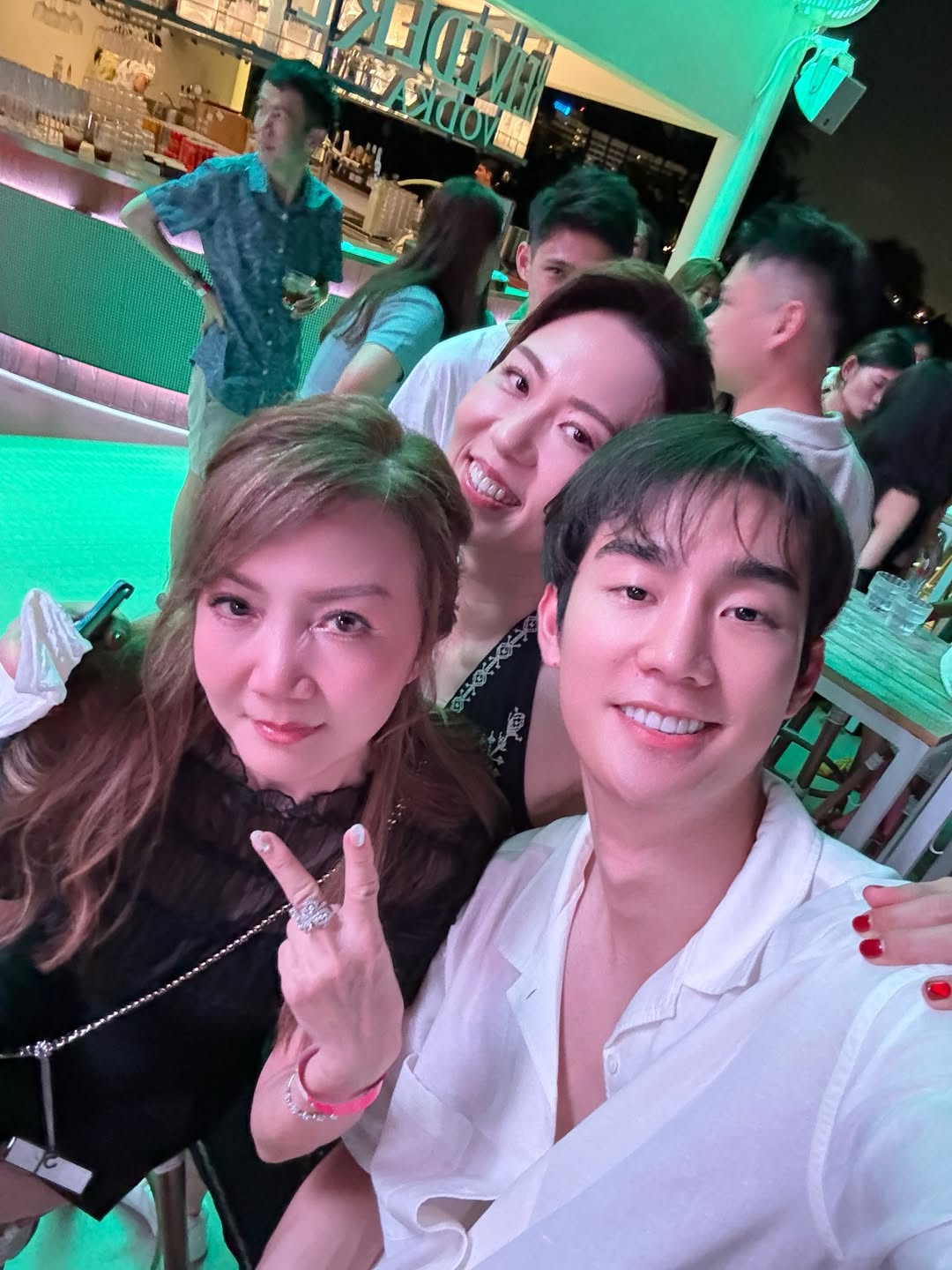 ฟอส - จิรัชพงศ์ ศรีแสง
