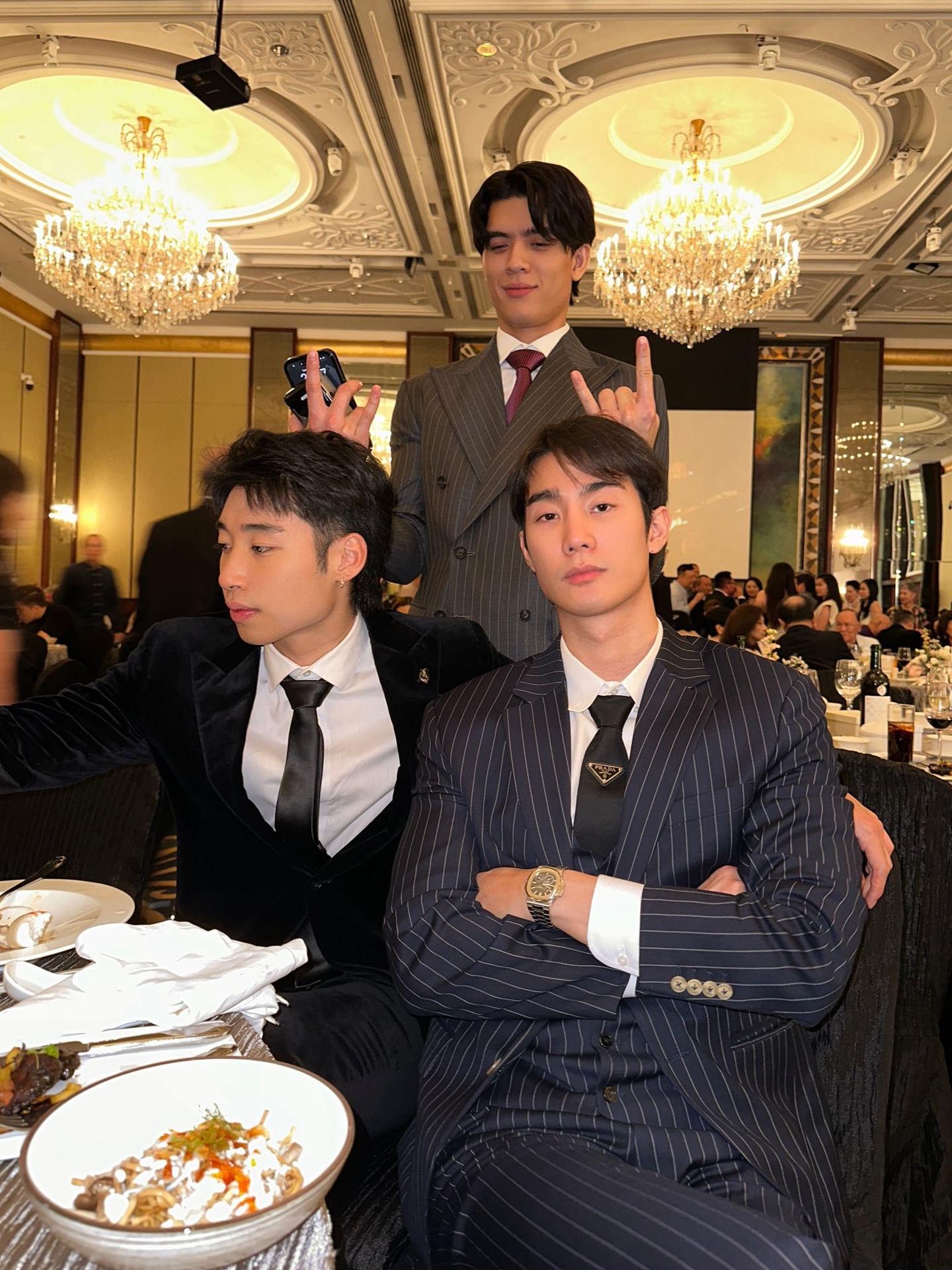 ฟอส - จิรัชพงศ์ ศรีแสง