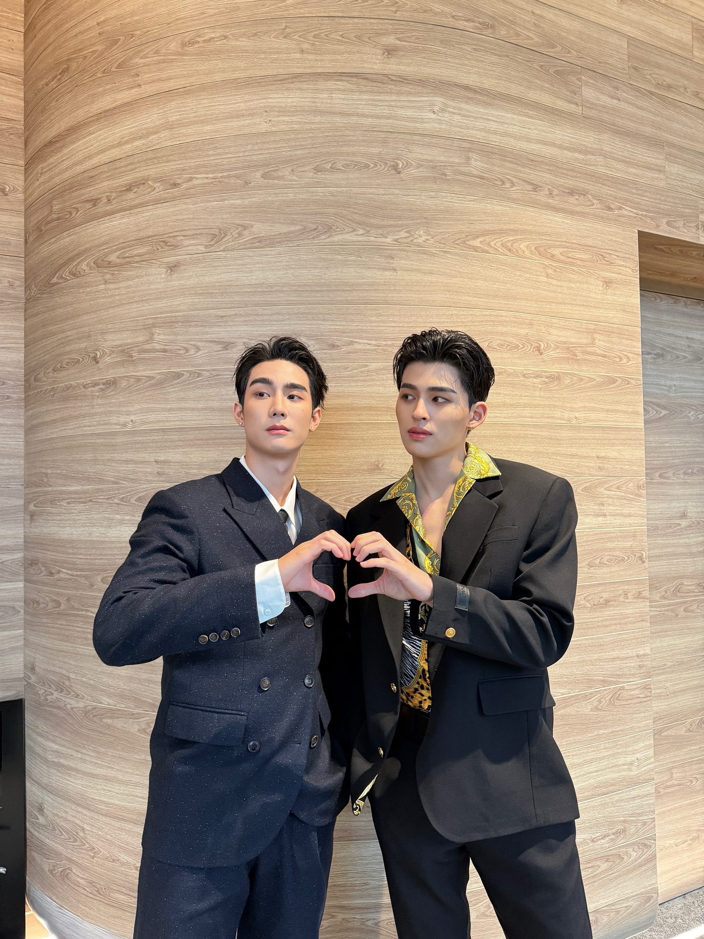 ฟอส - จิรัชพงศ์ ศรีแสง
