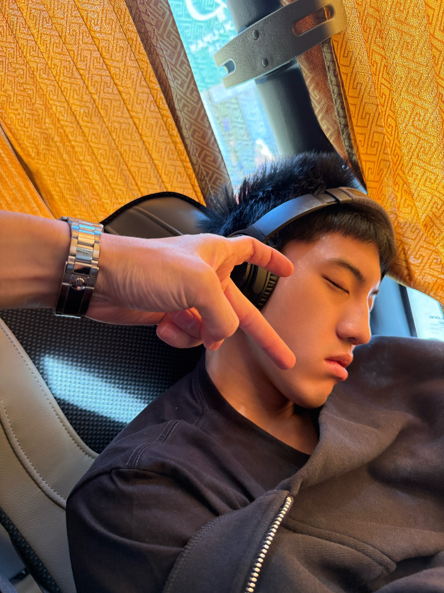 ฟอส - จิรัชพงศ์ ศรีแสง
