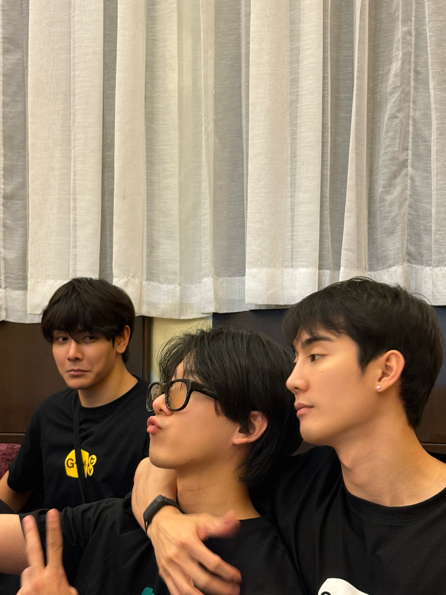 ฟอส - จิรัชพงศ์ ศรีแสง