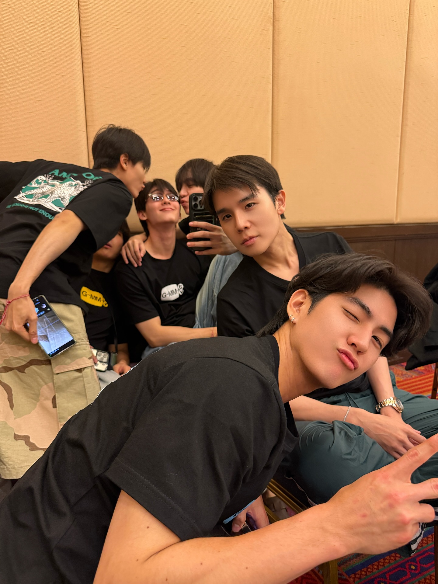 ฟอส - จิรัชพงศ์ ศรีแสง