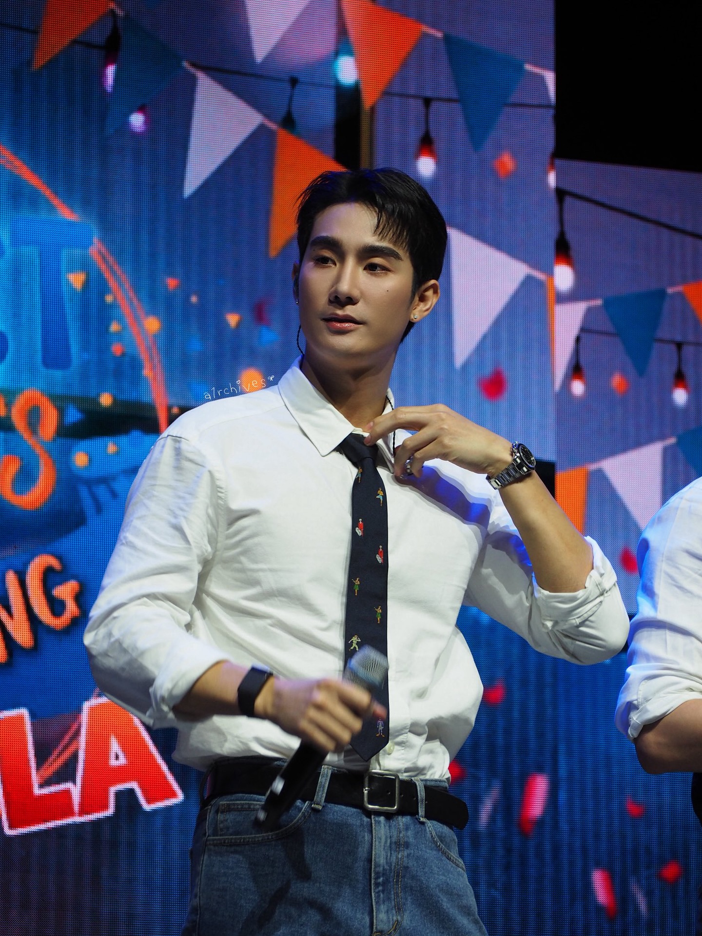 ฟอส - จิรัชพงศ์ ศรีแสง