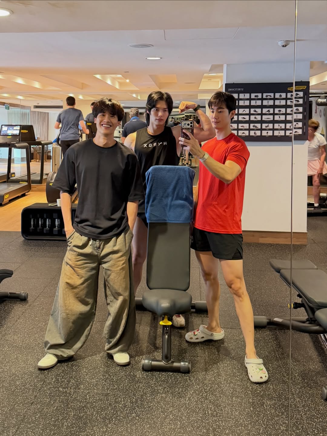 ฟอส - จิรัชพงศ์ ศรีแสง