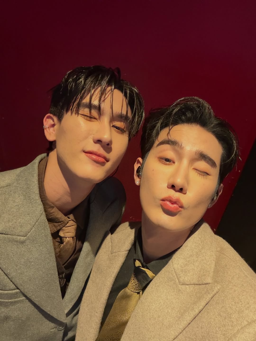 ฟอส - จิรัชพงศ์ ศรีแสง