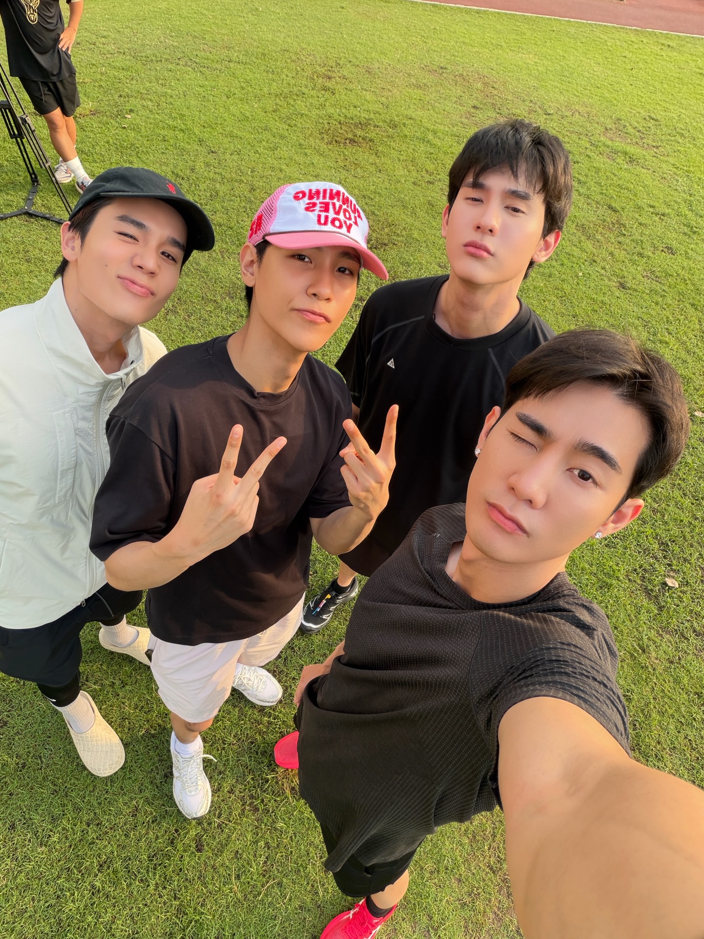 ฟอส - จิรัชพงศ์ ศรีแสง