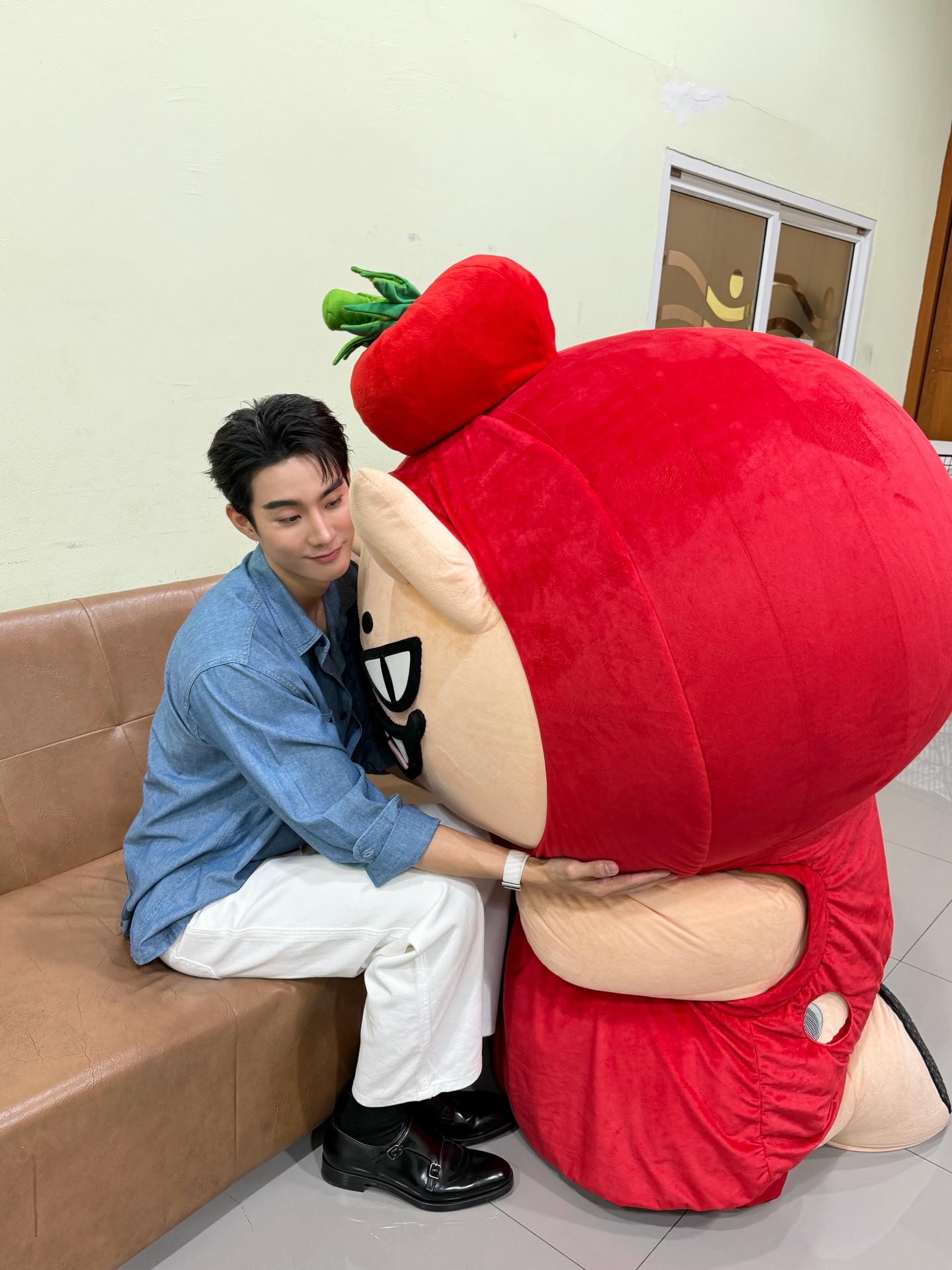 ฟอส - จิรัชพงศ์ ศรีแสง