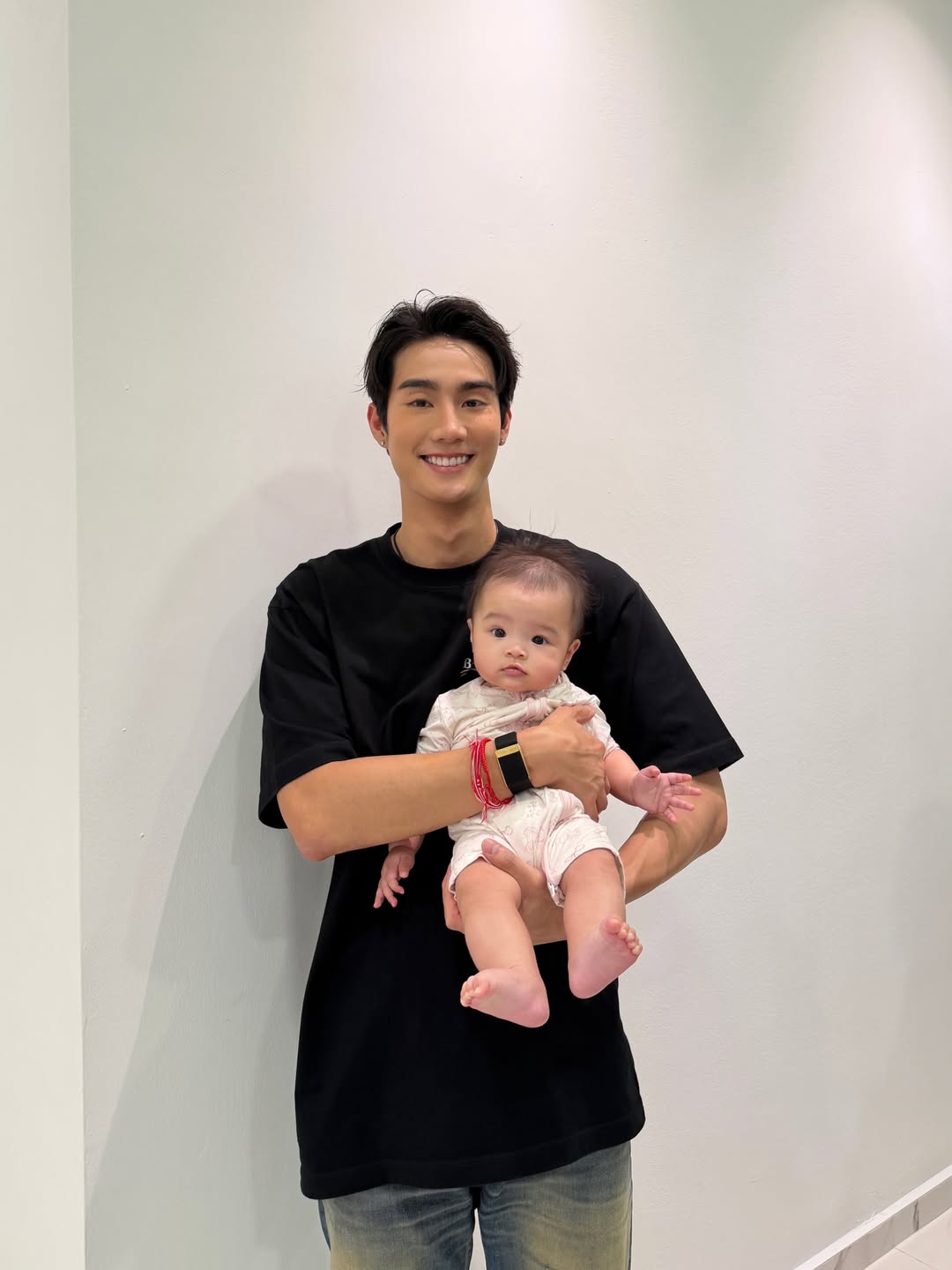 ฟอส - จิรัชพงศ์ ศรีแสง