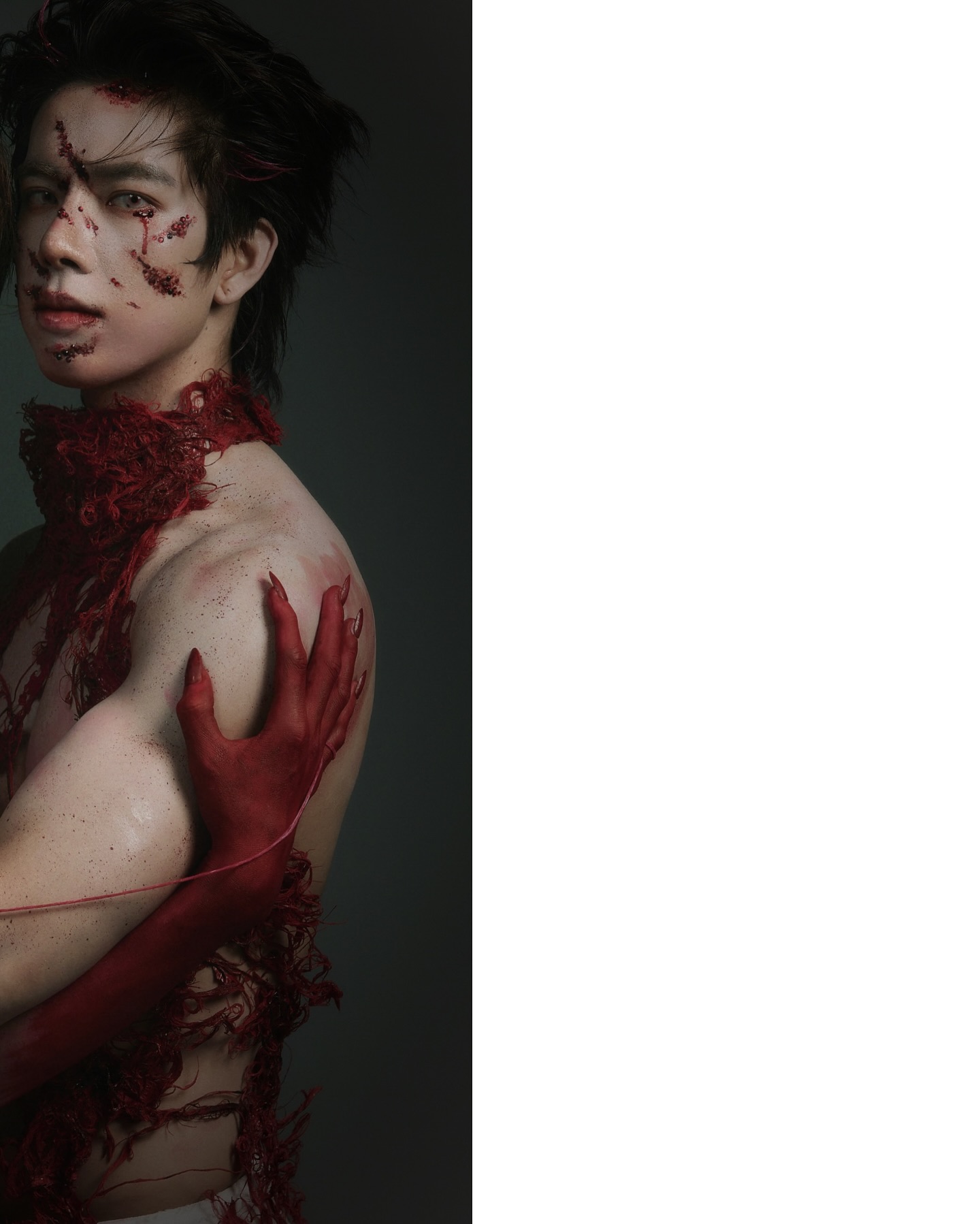 แฟรงค์ - ธนัตถ์ศรันย์ ซำทองไหล