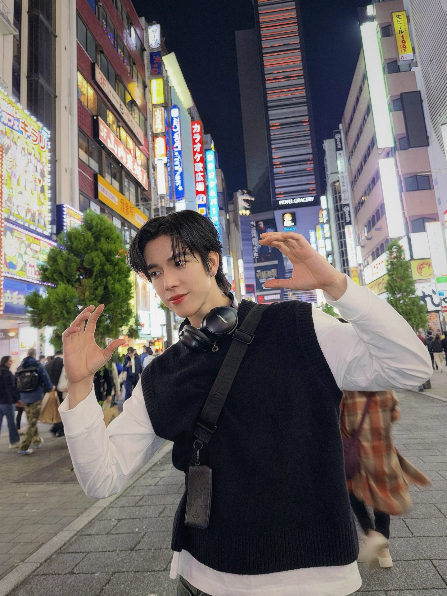 แฟรงค์ - ธนัตถ์ศรันย์ ซำทองไหล